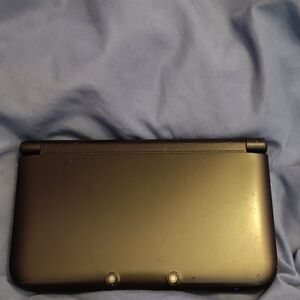 Nintendo 3DS XL in Sleek Black